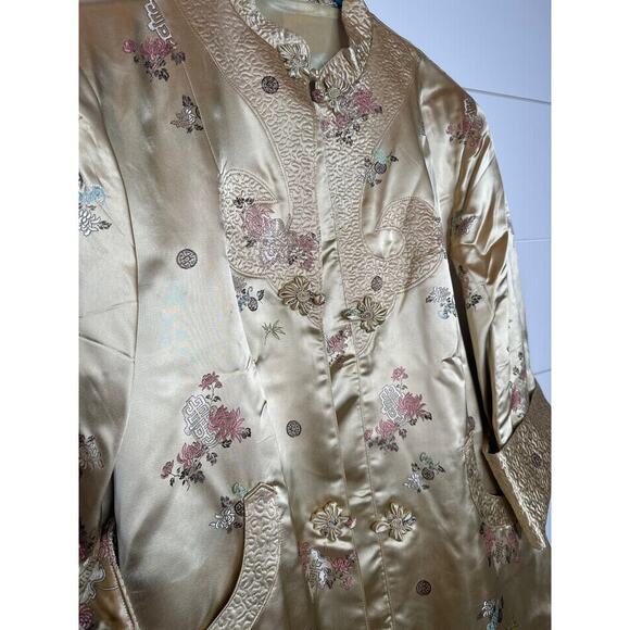 Vintage Kimono Jacket Gold Silk Fully Lined Frog Closures SMALL, Authentic - Picture 2 of 3